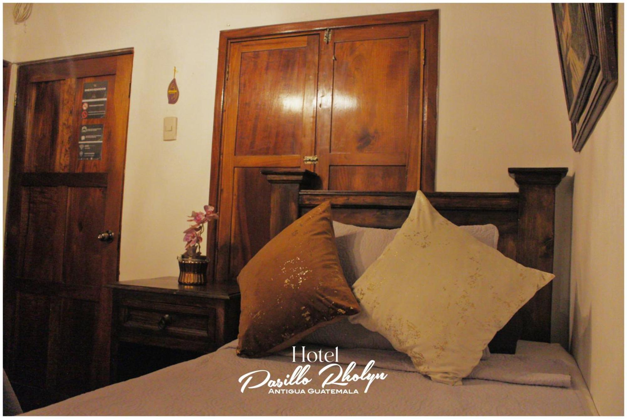 Hotel Rholyn Pura Vida !! Antigua Luaran gambar